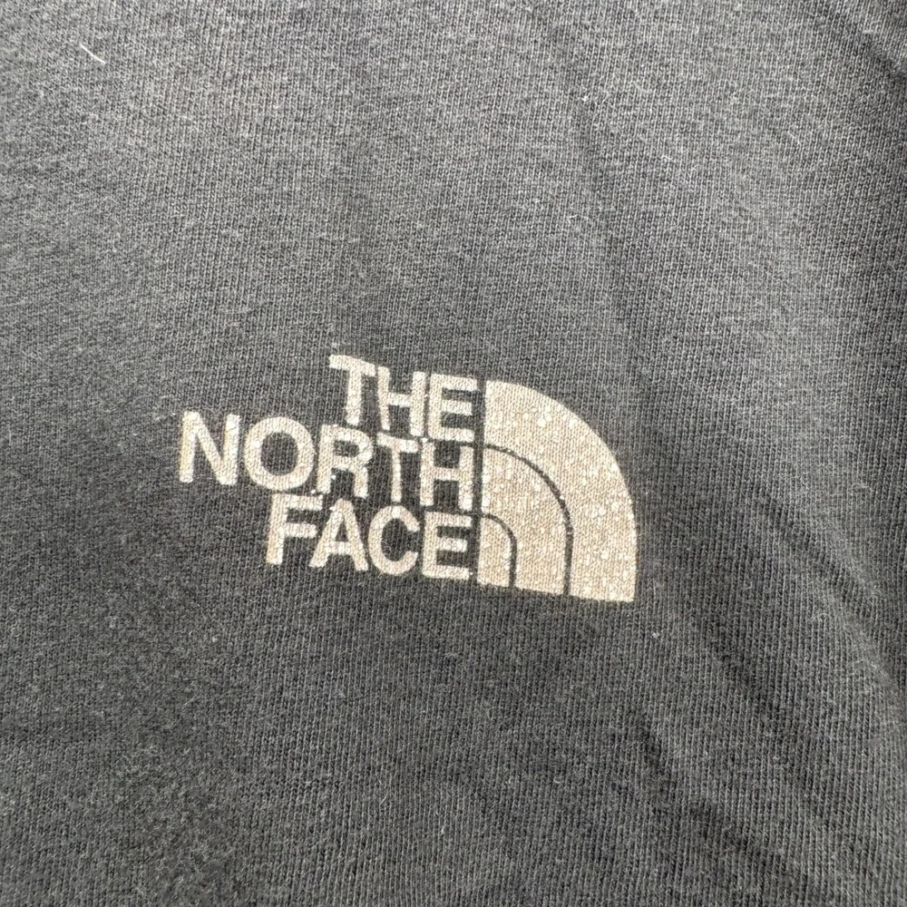 The North Face Classic Fit Graphic Tee Mens XL Black Long Sleeve Outdoor